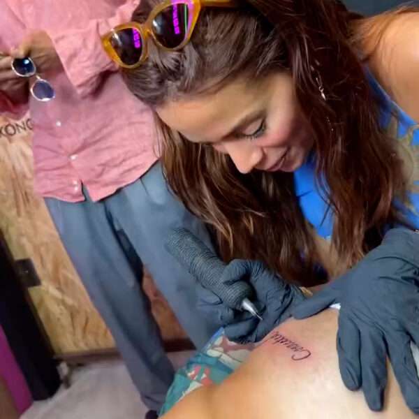 Singer Anitta Draws Tattoo On Her Boyfriend