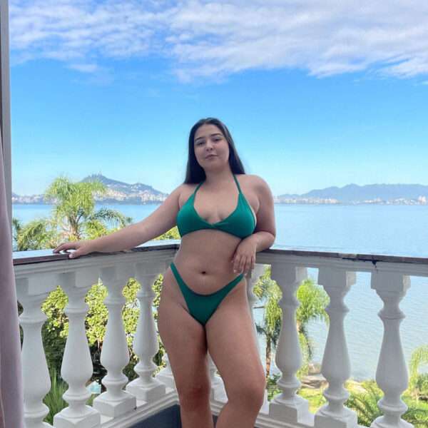 Curvy Influencer Says Stripping Off In Public Was Key To Big Earnings…